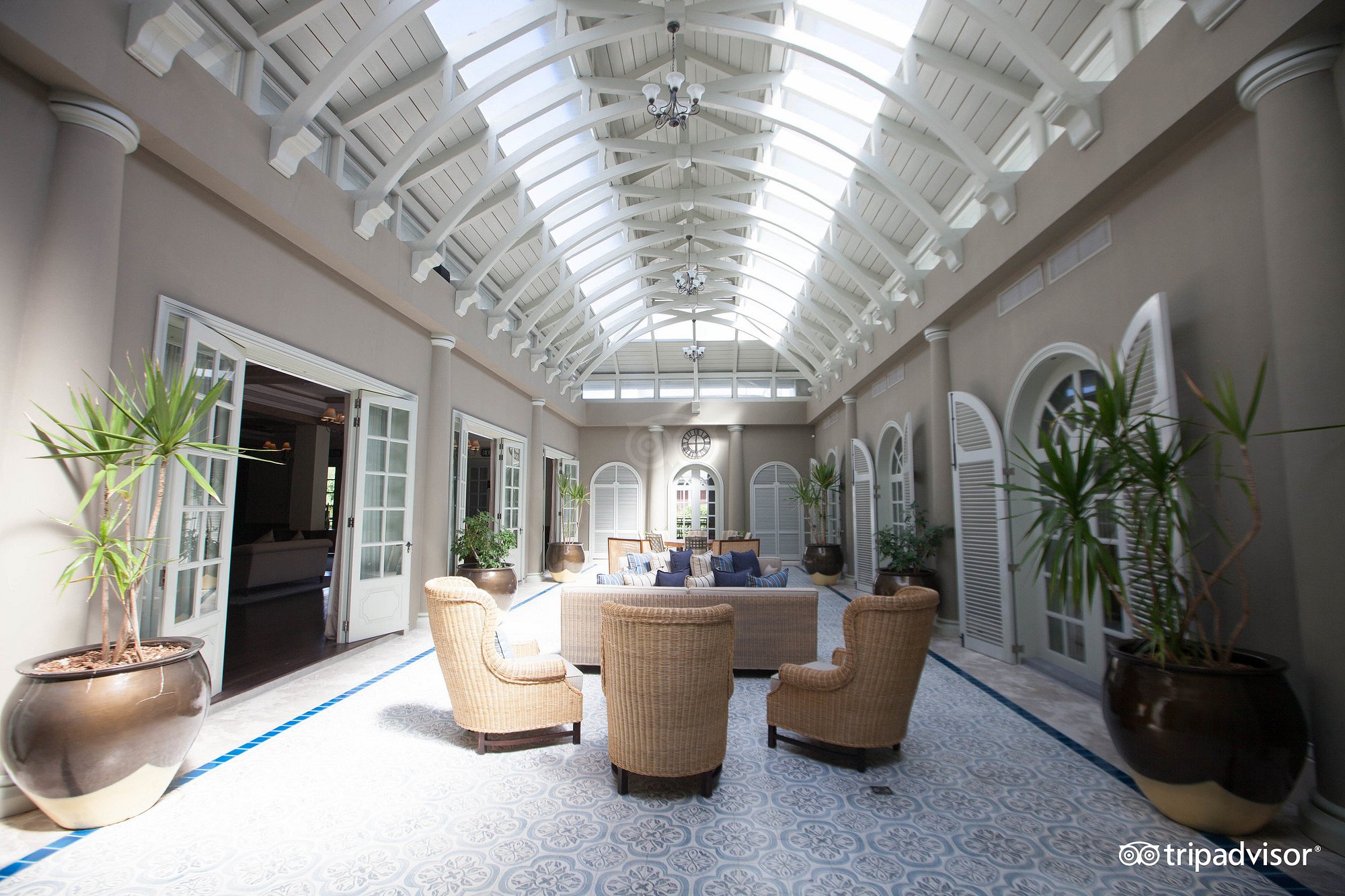 stregisthe-reading-room--v6998797